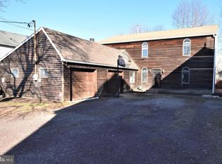1015 High St, Burlington, NJ 08016