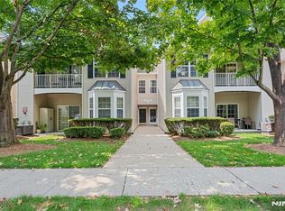 314 Cambridge Drive #70, Butler Borough, NJ 07405