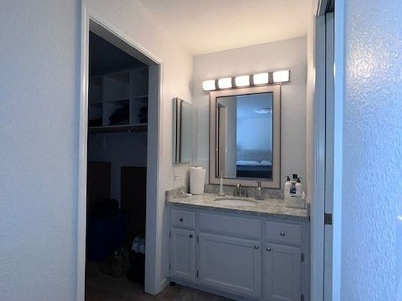 5th image of 8105 Cottonridge Cir