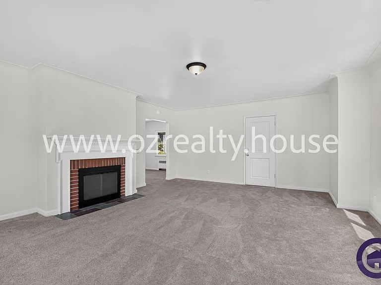 1734 Wellesley Dr #2 — Photo 16