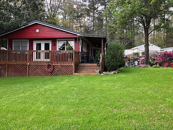 3rd image of 143 Stanfield Rd