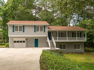 2813 Brackenwood Ct, Snellville, GA