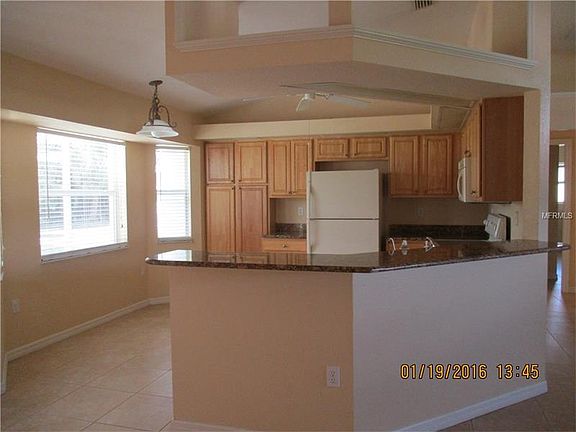 3rd image of 2519 Margaret Ln