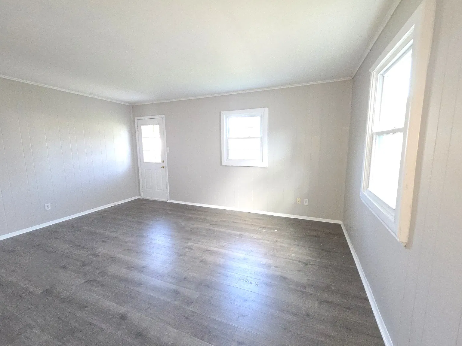 2 bed, 672 sqft, $995 — Photo 3