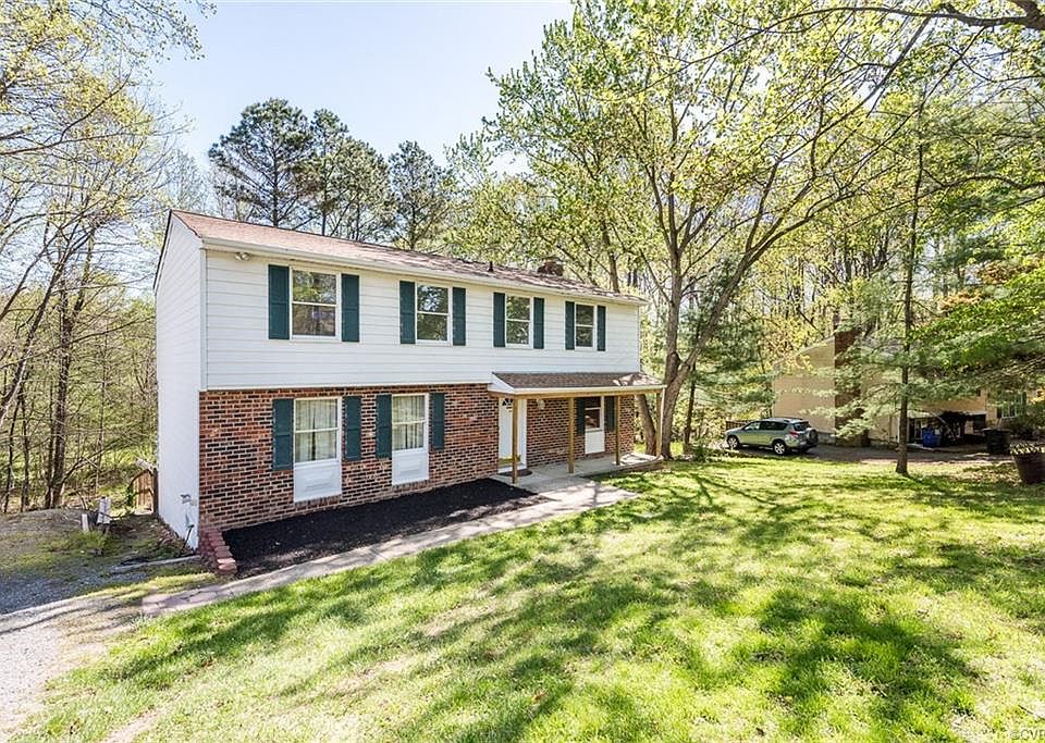 1st image of 913 Sonnet Hill Dr