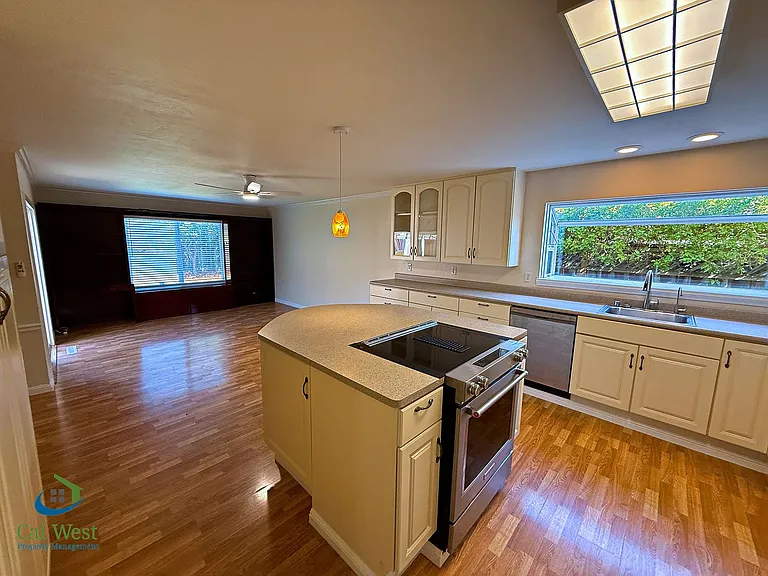 5331 Rimwood Dr — Photo 18
