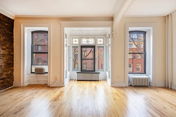 Rented by Compass | media 17