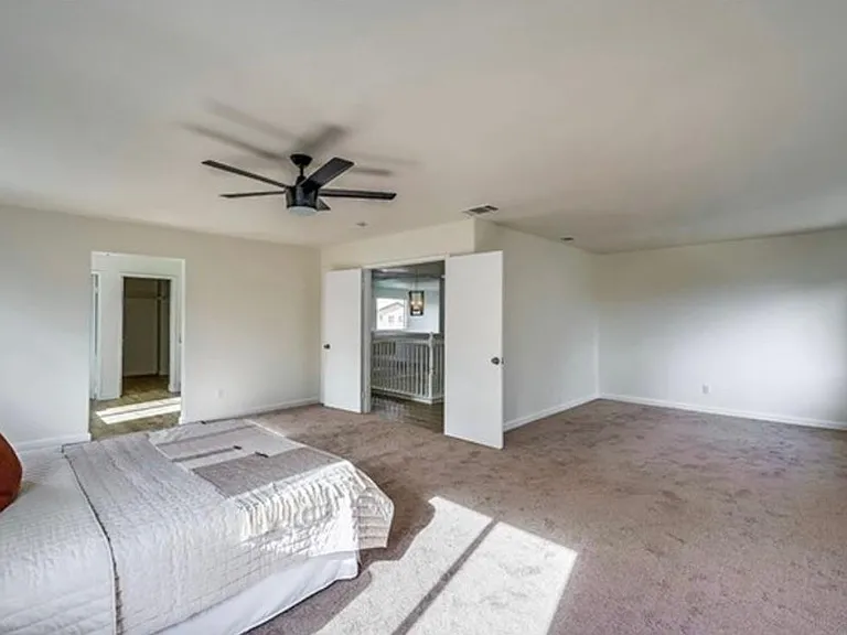 4425 Oak Tree Way — Photo 7