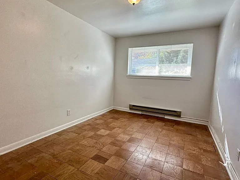168 Boston St — Photo 9