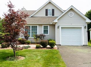 25 Hamden Hills Dr UNIT 11, Hamden, CT 06518