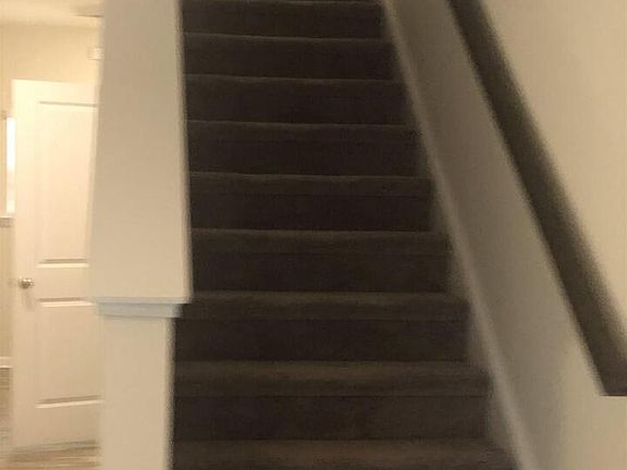 4th image of 4929 Elm Brook Dr S