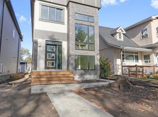 7936 91st Ave NW, Edmonton, AB T6C 1R1