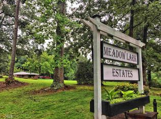 2332 Ben Hill Rd, East Pt, GA 30344