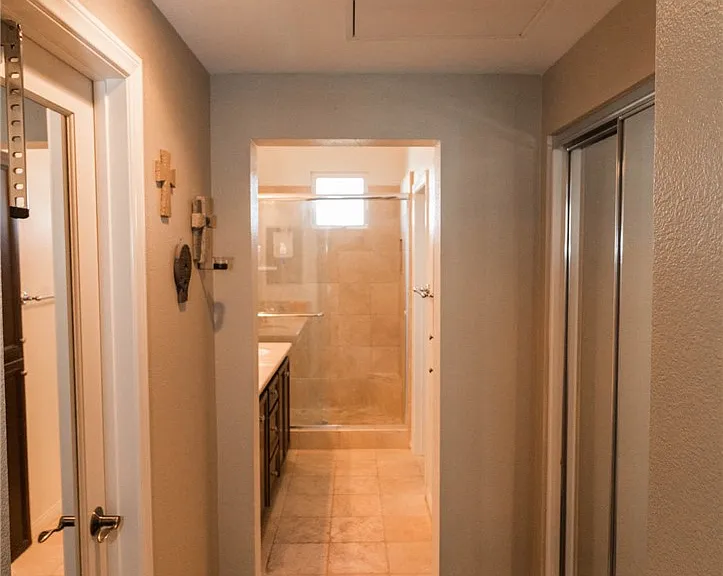 46 Meridian Dr — Photo 11