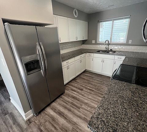 4th image of 5432 S 42nd Street Ct