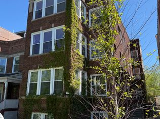 1457 W Foster Ave #3R, Chicago, IL 60640