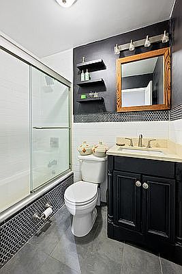 4th image of 537 Greene Ave APT 2