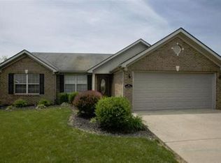 109 Beveled Glass Ln, Georgetown, KY 40324