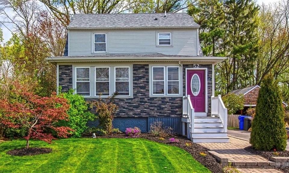 1st image of 52 Dunbar Ave
