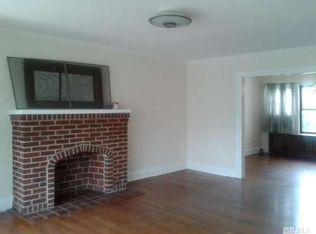 6789 Exeter St, Forest Hills, NY 11375