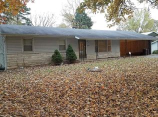 2524 Singing Hills Dr, Cape Girardeau, MO 63701