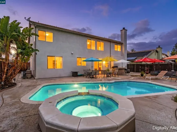 523 Whitehall Ct, Oakley, CA 94561