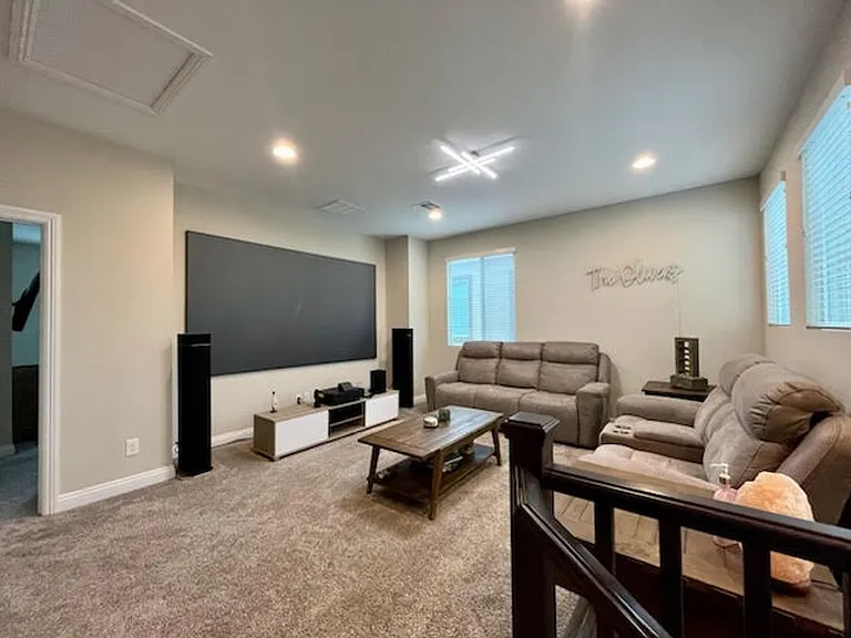 8084 Skye Dragon St — Photo 16