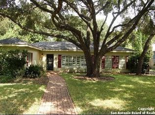 209 W Elmview Pl, Alamo Heights, TX 78209