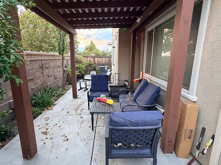 1547 S Oliveira Dr — Photo 25