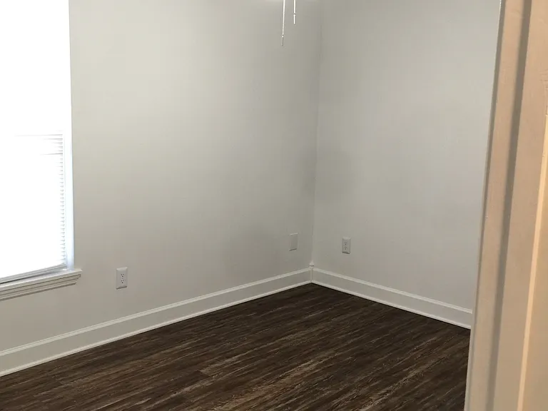 123 Lois Ln #2 — Photo 5
