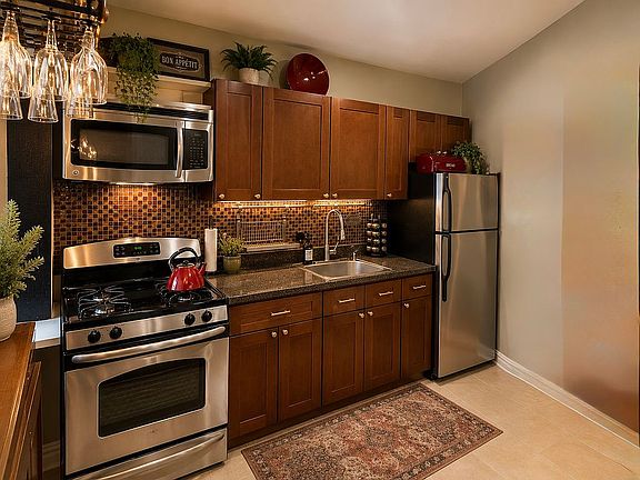 4th image of 2506 Davidson Ave APT 6C
