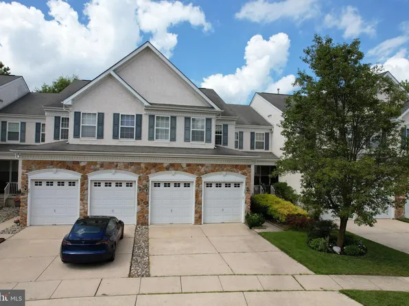 38 Ross Way, Marlton, NJ 08053