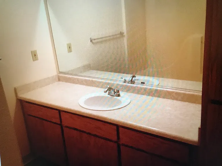 Juniper Arms — Photo 10