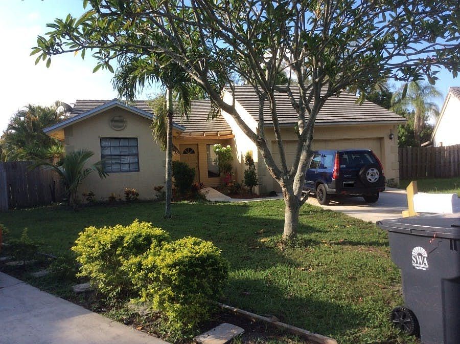 5828 Strawberry Lakes Cir Lake Worth, FL, 33463 Apartments for Rent