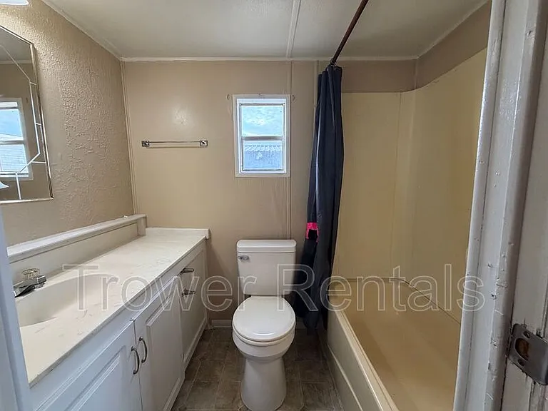 6605 W Blair St #2 — Photo 3