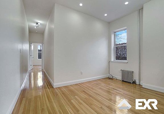 2nd image of 305 Clarkson Ave APT 6A