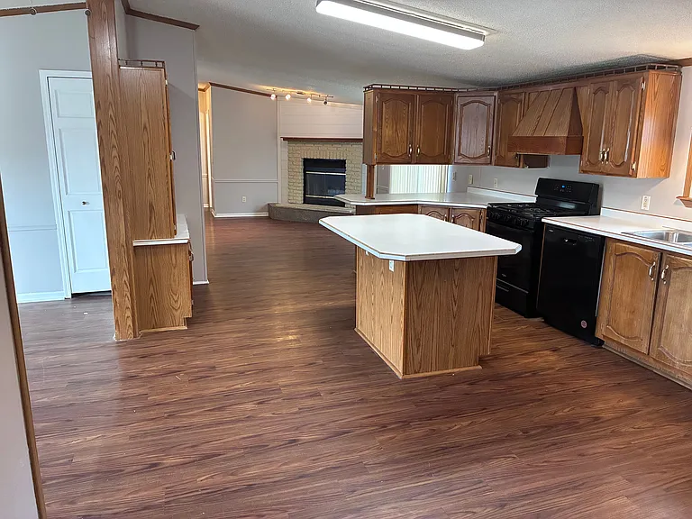 5535 Dysart Rd — Photo 117