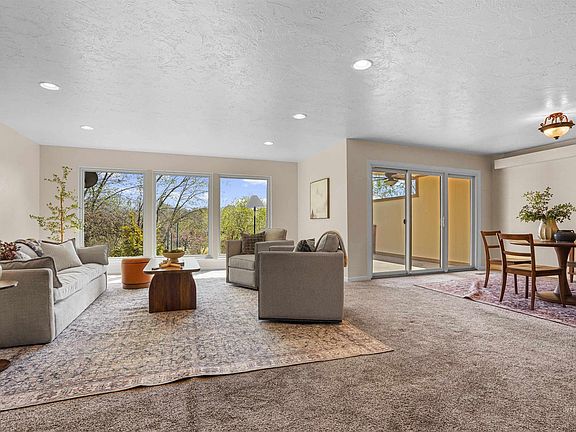 2nd image of 632 Morrison St