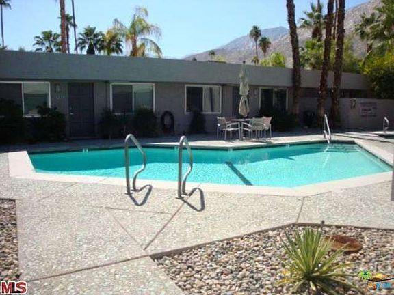 3rd image of 230 E Avenida Olancha APT 4