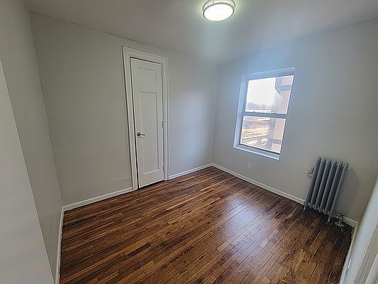 4th image of 501 W 214th St APT 52