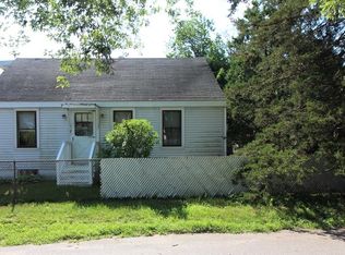 2 Pond St, Haverhill, MA 01835