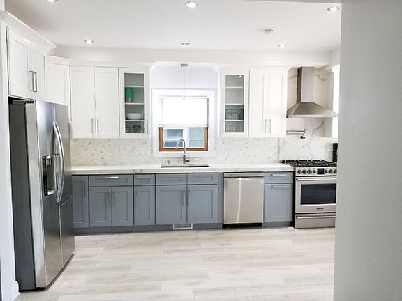 4th image of 6236 W Cuyler Ave