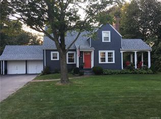 4250 Wildwood Dr, Williamsville, NY 14221