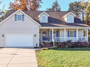 8260 Tarpan Trl, West Paducah, KY 42086