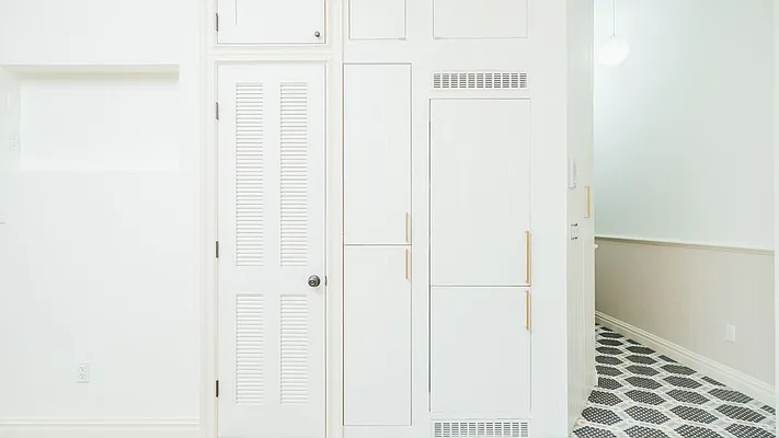 Rented by Nooklyn NYC LLC | media 7