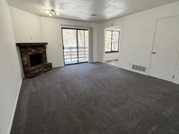 8510 14th St W Rock Island, IL, 8510 14th St W #4, Rock Island, IL 61201