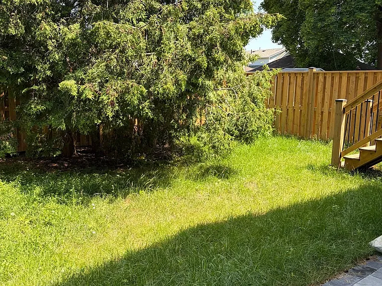 376 Mitchell Ave — Photo 33