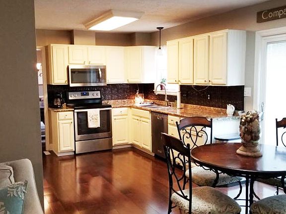 4th image of 1812 Dunraven Dr