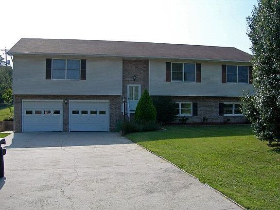 2nd image of 105 Van Mar Dr