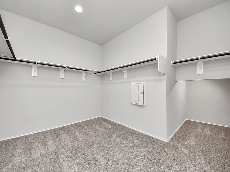 4406 Andorno Dr — Photo 25